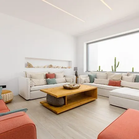 Luxury Mikonos * Καλαφάτη
